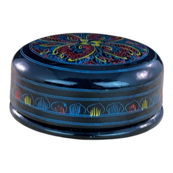 Vintage Handmade Lacquerware Coaster Set of 6 Coasters with Holder - Picture 4 of 8